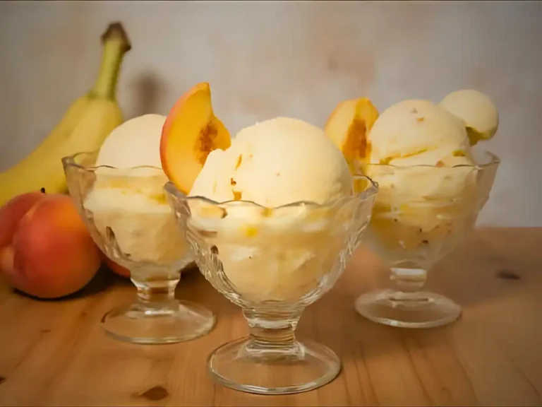 Peach banana frozen yogurt